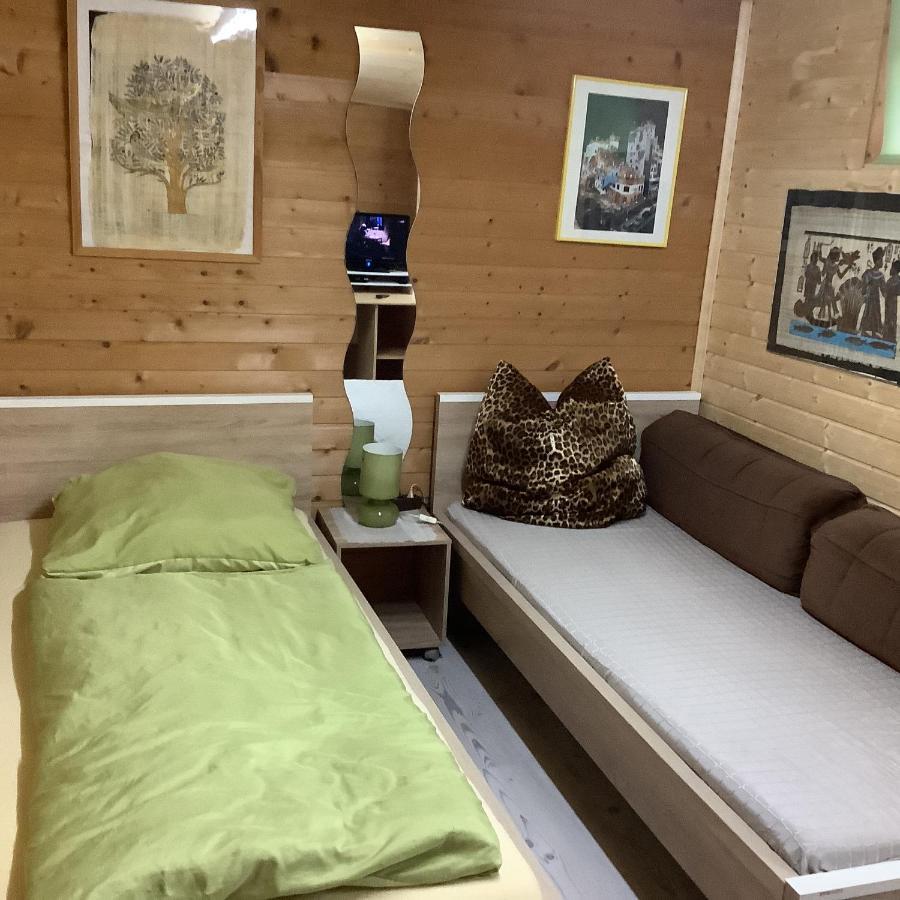 Gemuetliches Zimmer Im Seterant/Untergeschoss Έσσεν Εξωτερικό φωτογραφία